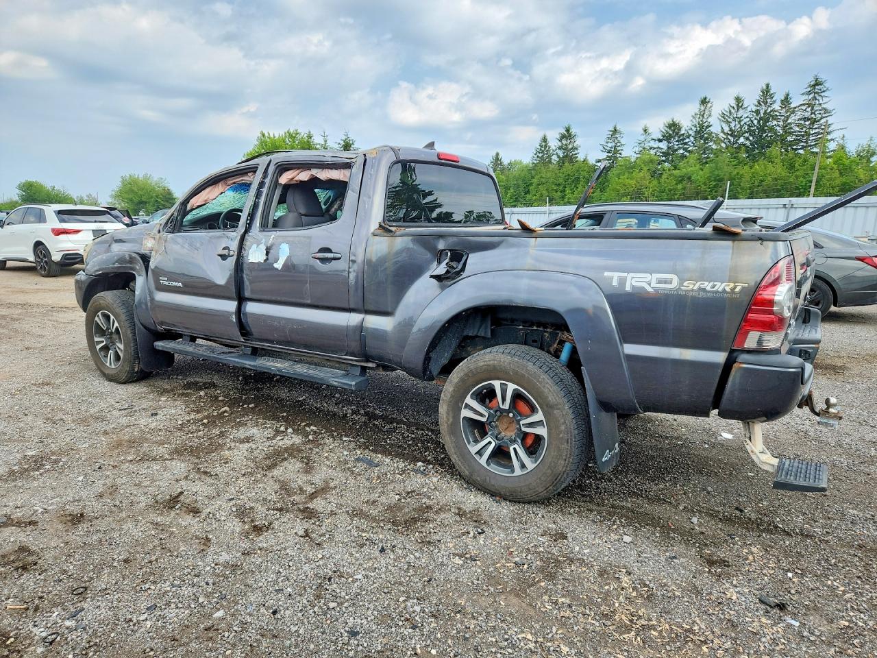 2015 TOYOTA TACOMA V6 — снимка 2