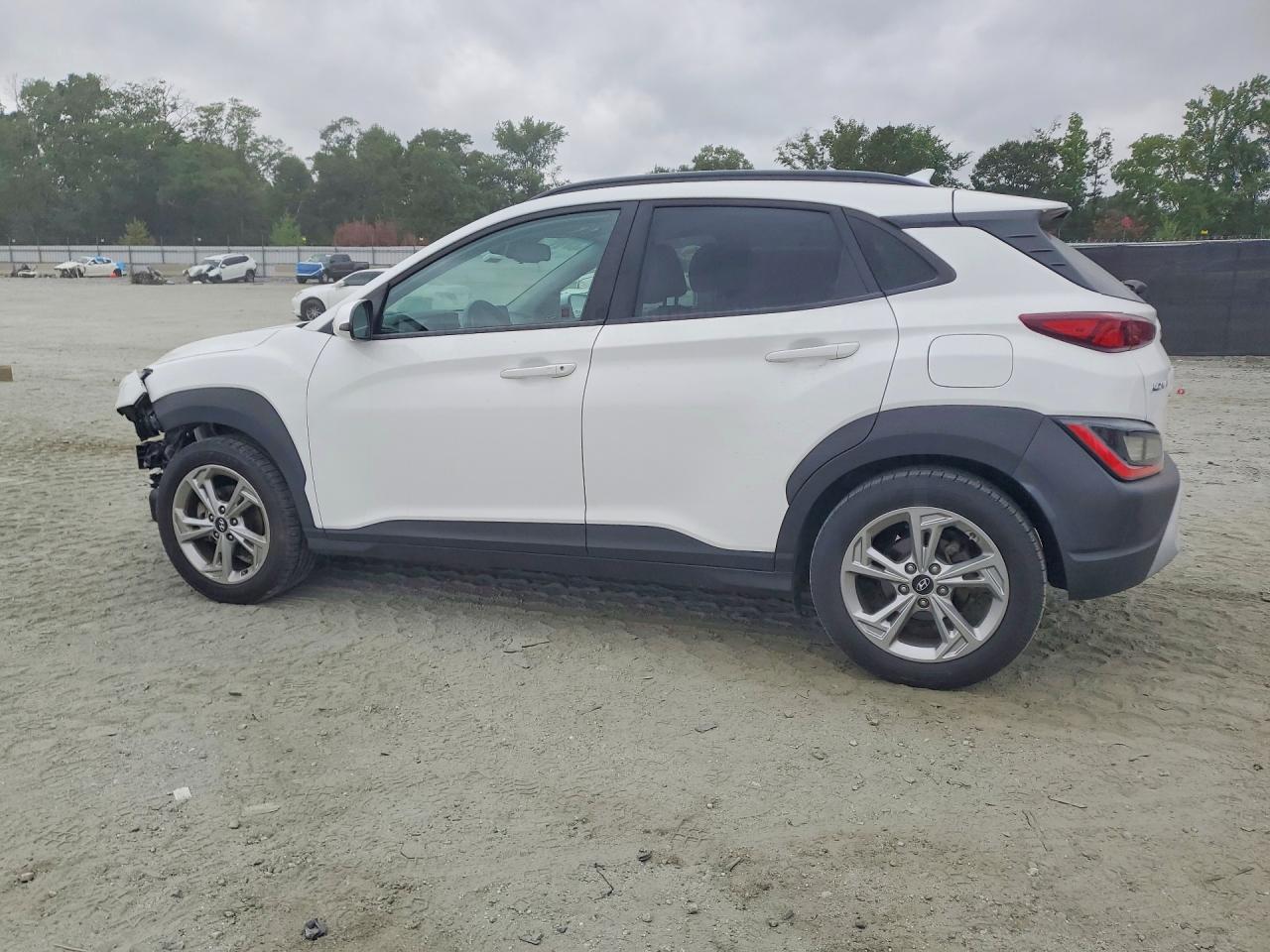 2022 HYUNDAI KONA SEL — снимка 2