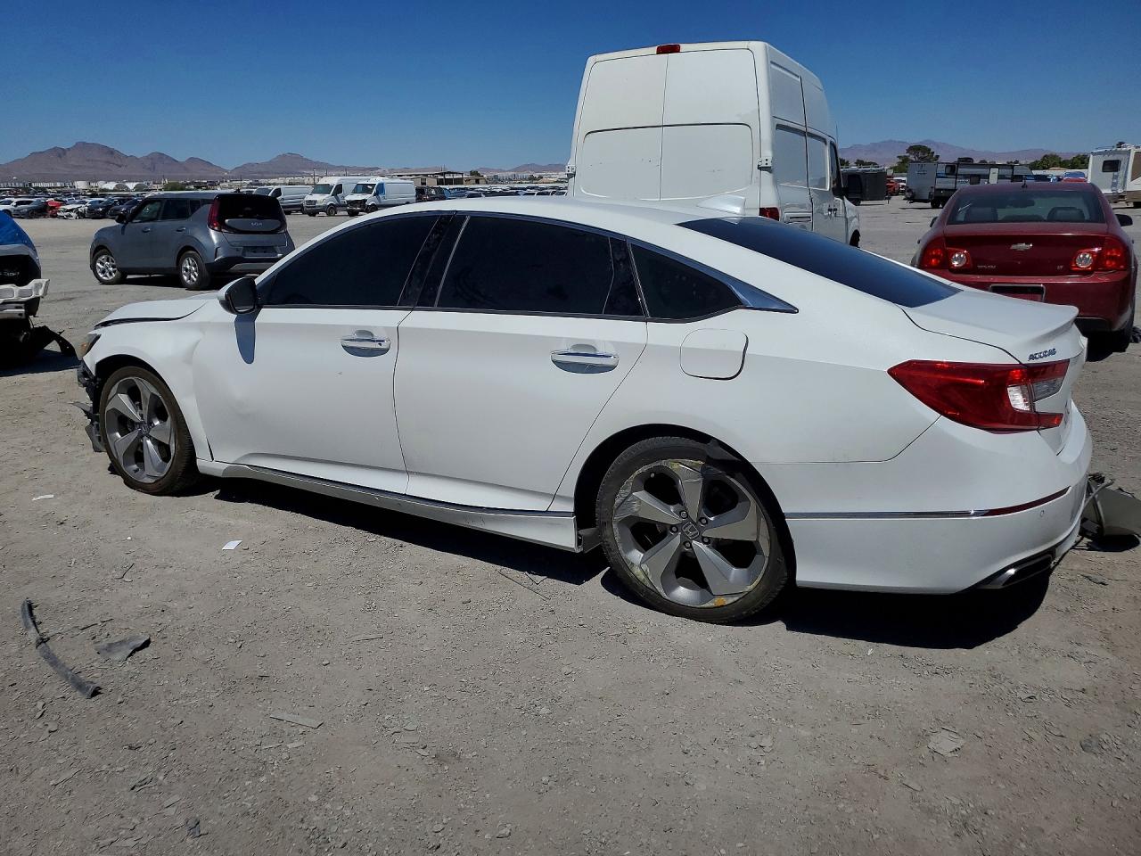 2020 HONDA ACCORD TOURING — снимка 2