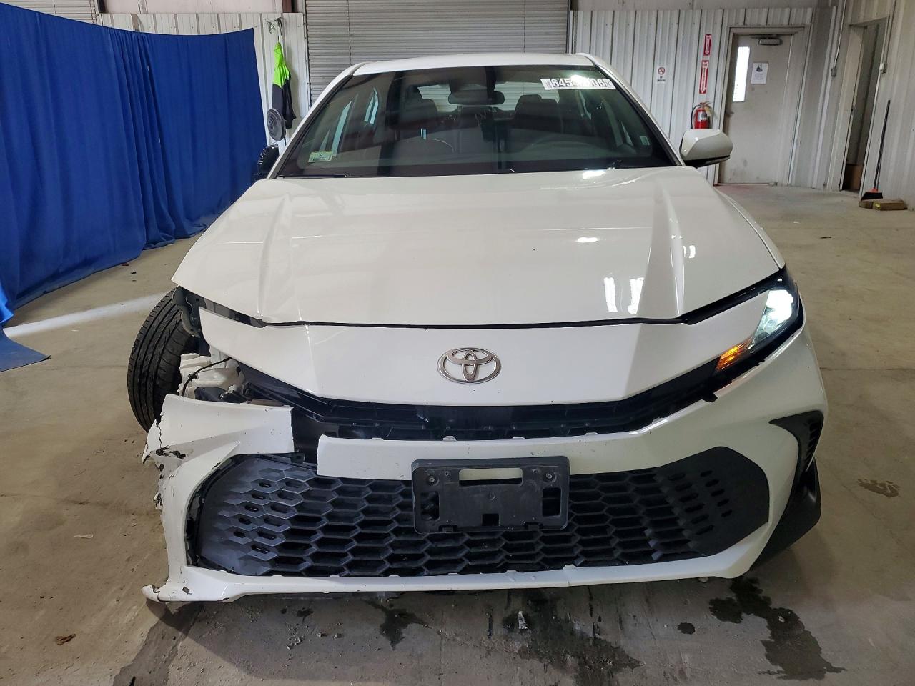 2025 TOYOTA CAMRY SE — снимка 5
