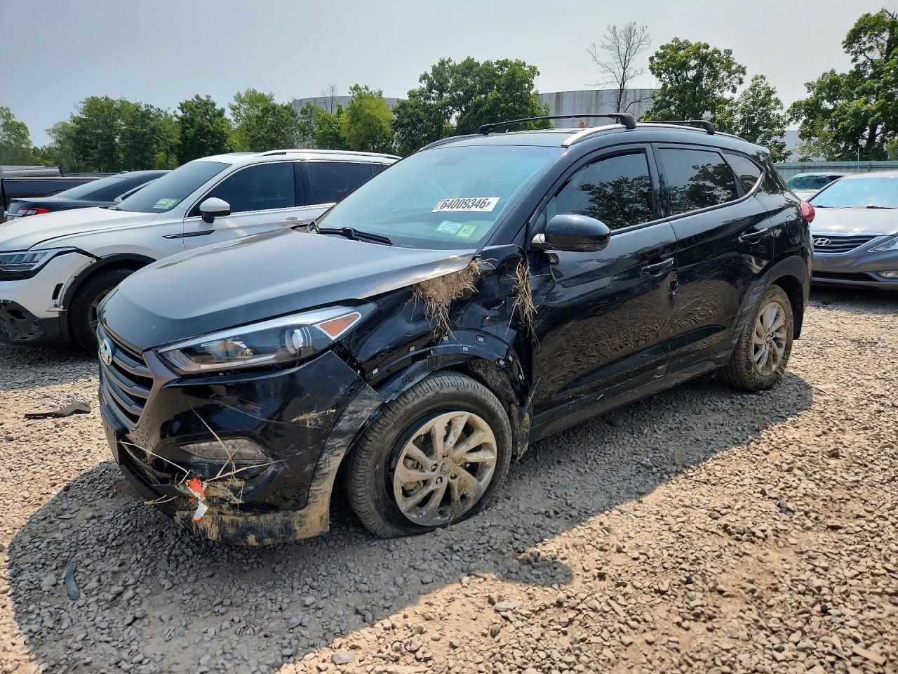 2016 HYUNDAI TUCSON SE