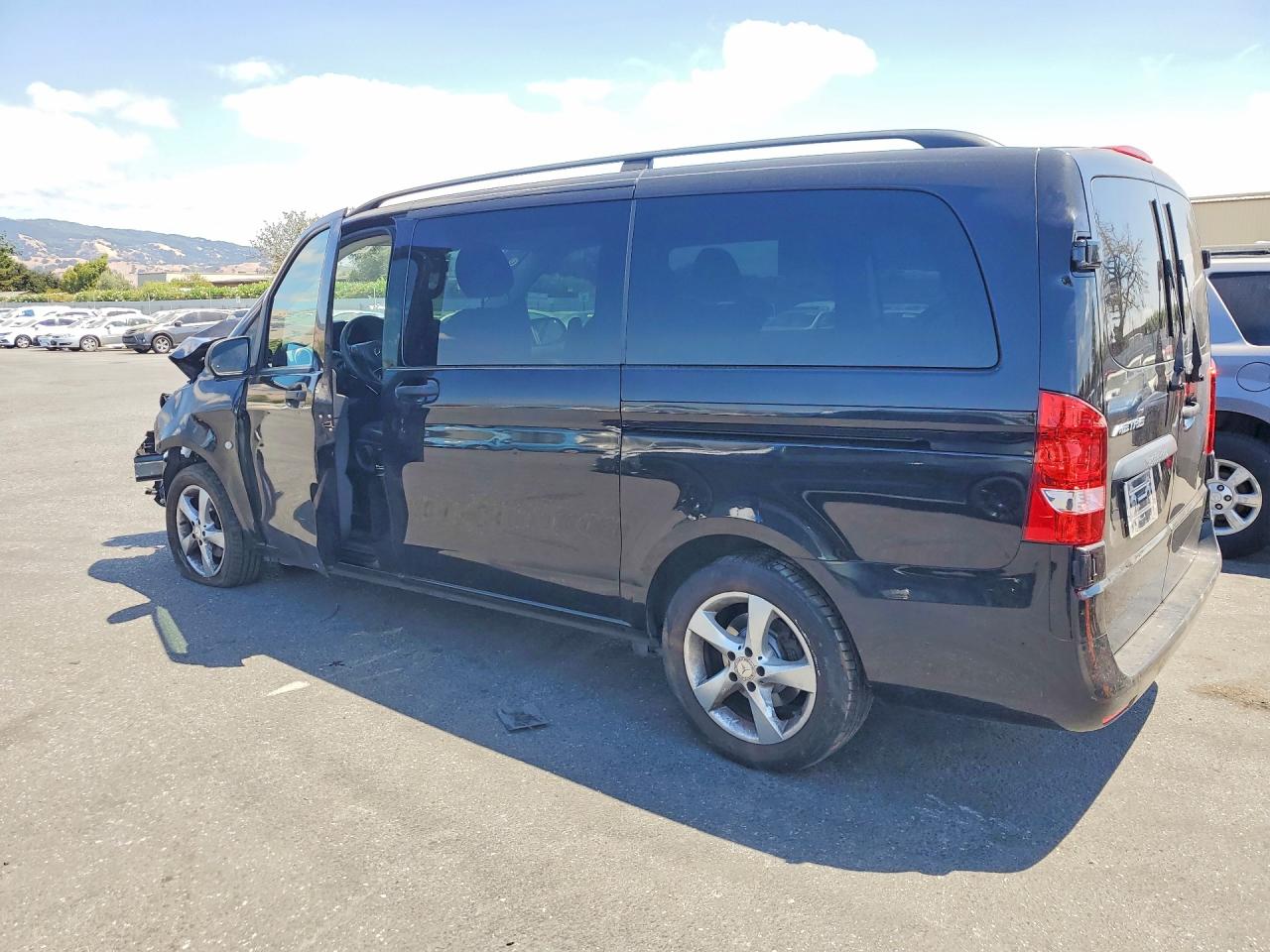 2016 MERCEDES-BENZ METRIS — снимка 2