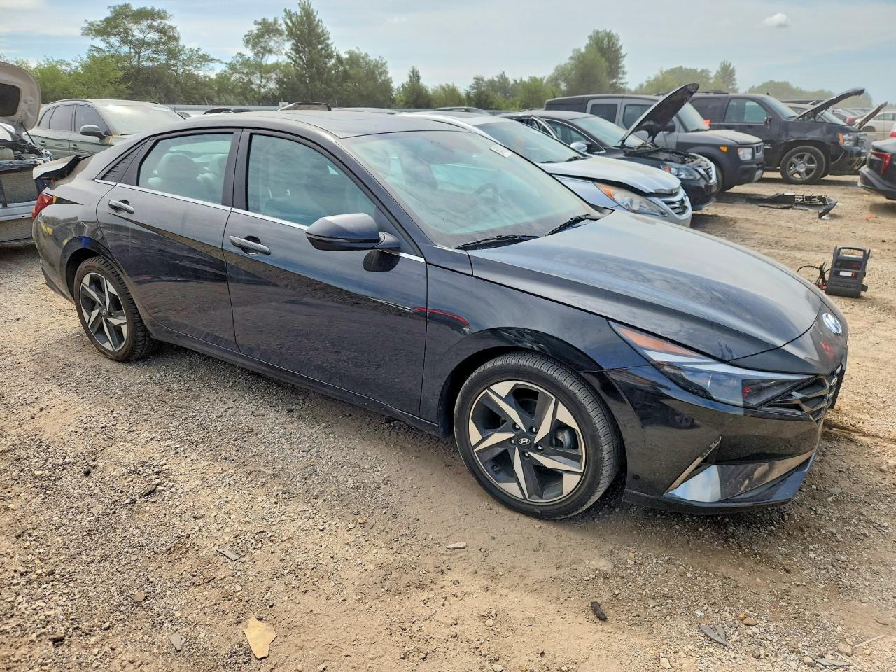 2023 HYUNDAI ELANTRA LIMITED — снимка 4