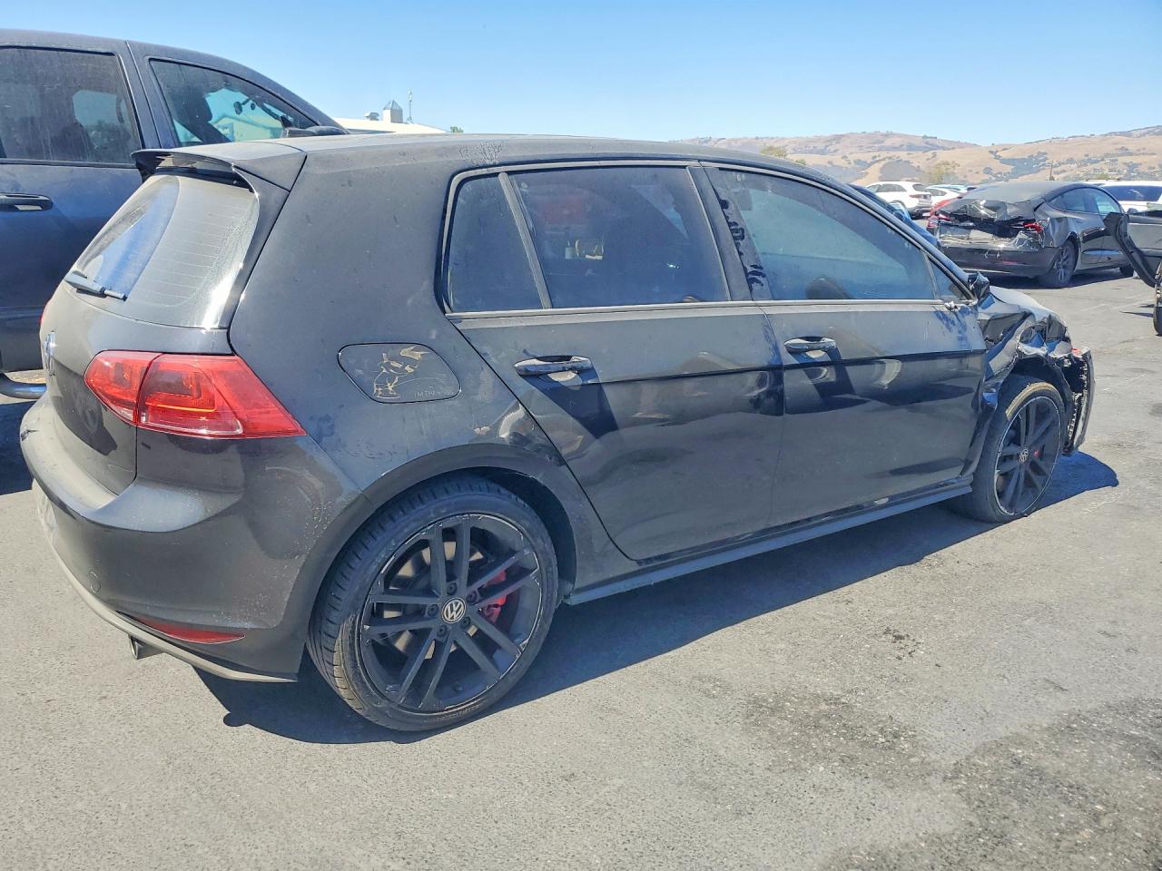 2017 VOLKSWAGEN GTI SPORT — снимка 3