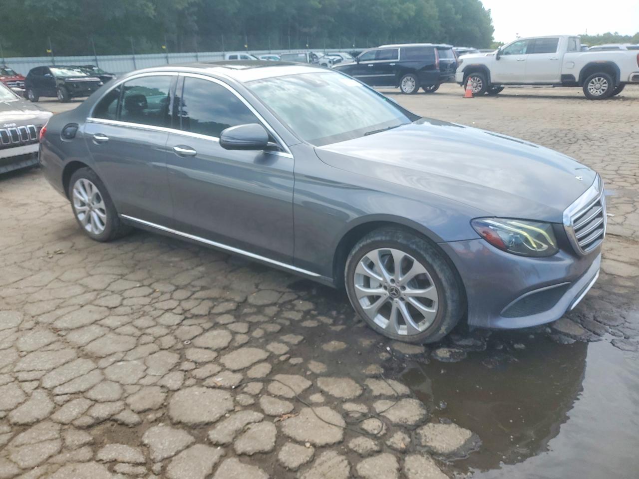 2017 MERCEDES-BENZ E 300 — снимка 4