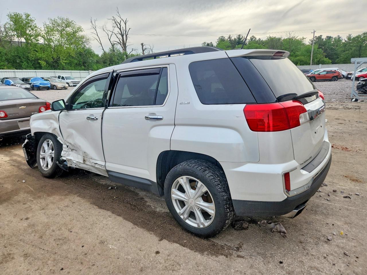 2017 GMC TERRAIN SLE — снимка 2