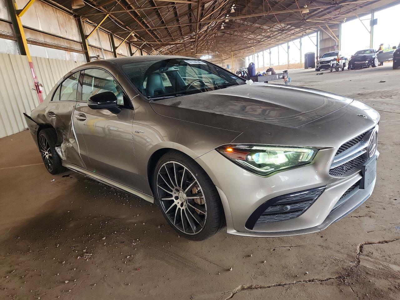 2020 MERCEDES-BENZ CLA AMG 35 4MATIC — снимка 4
