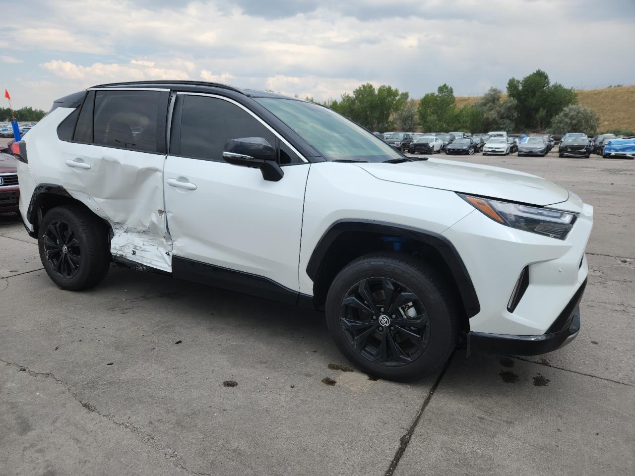 2023 TOYOTA RAV4 XSE — снимка 4