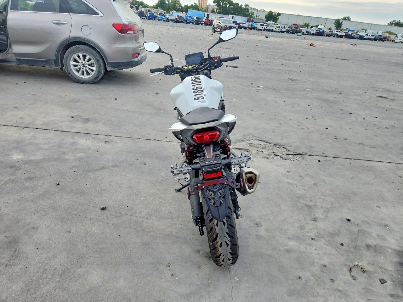 2025 HONDA CB750 A — снимка 4