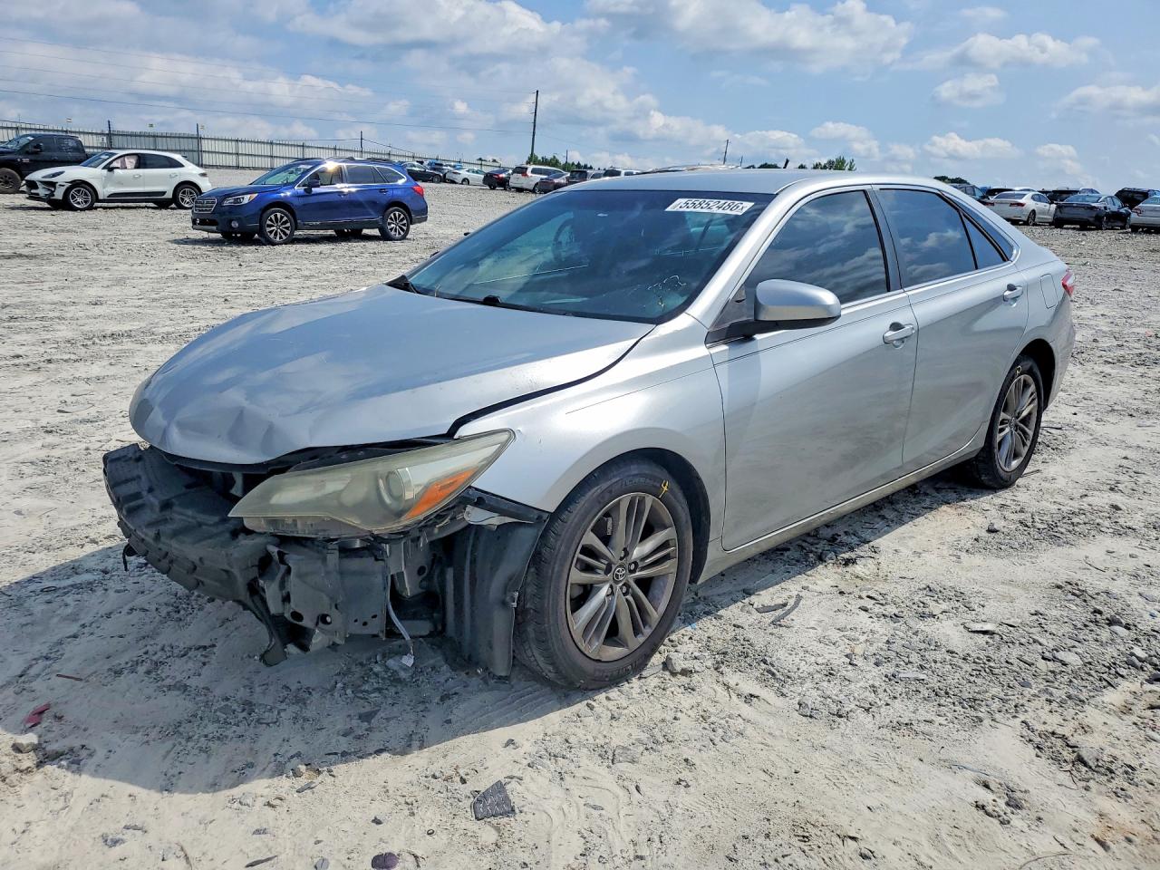 2016 TOYOTA CAMRY SE