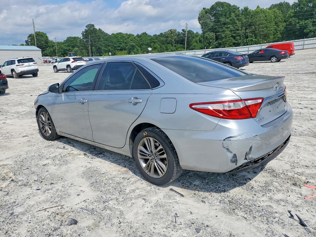 2016 TOYOTA CAMRY SE — снимка 2