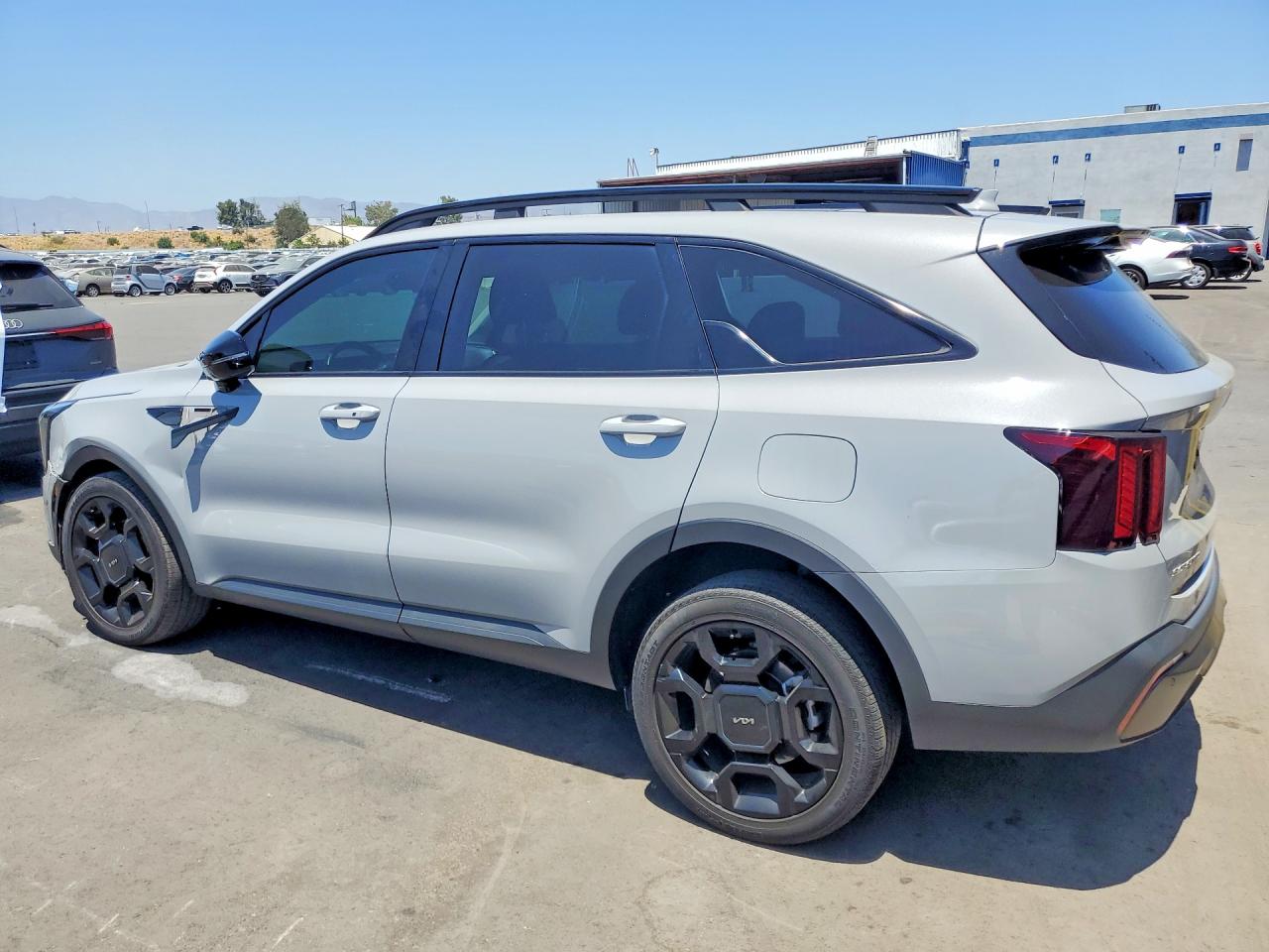 2024 KIA SORENTO X-LINE EX — снимка 2