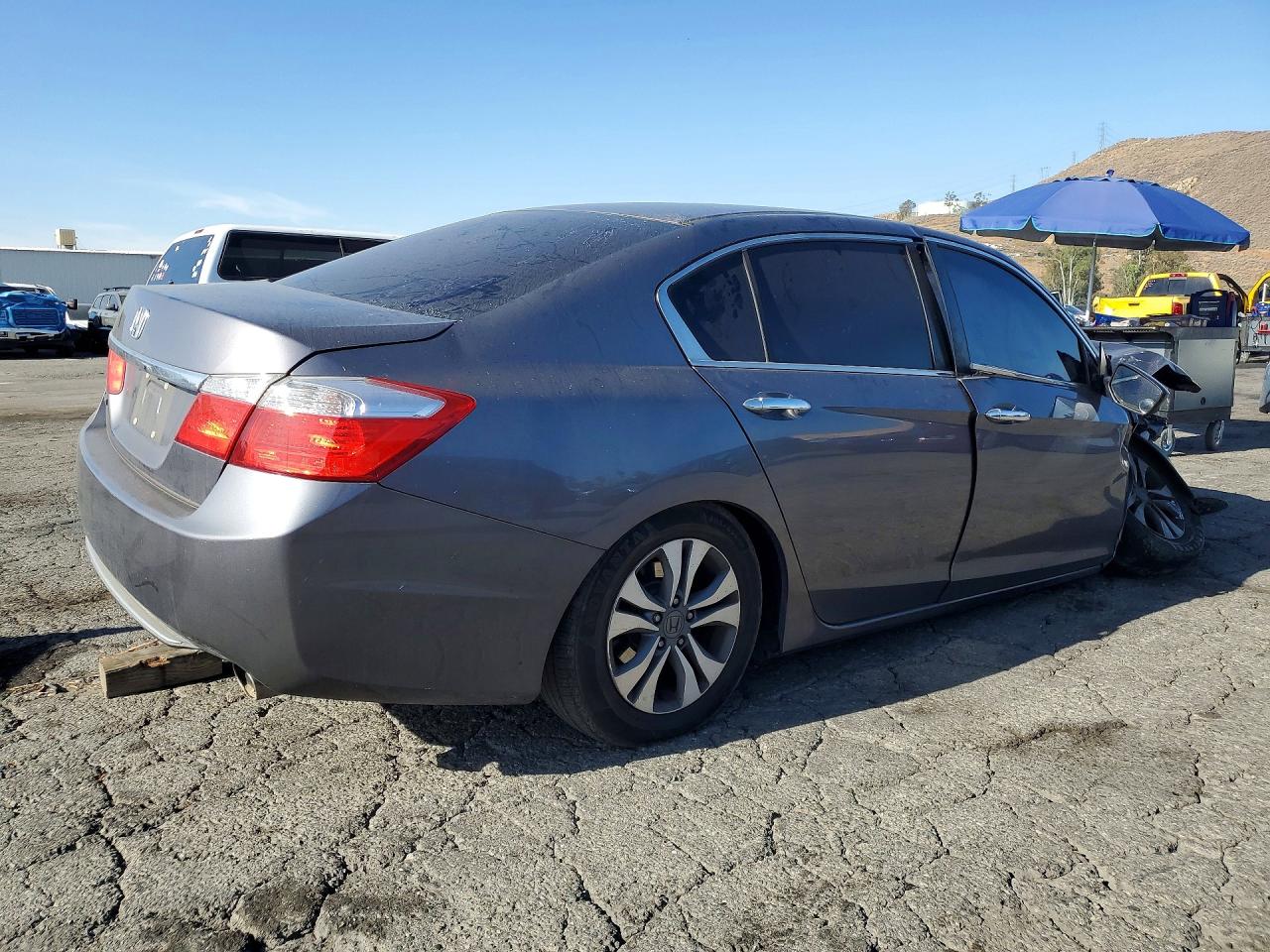 2015 HONDA ACCORD LX — снимка 3