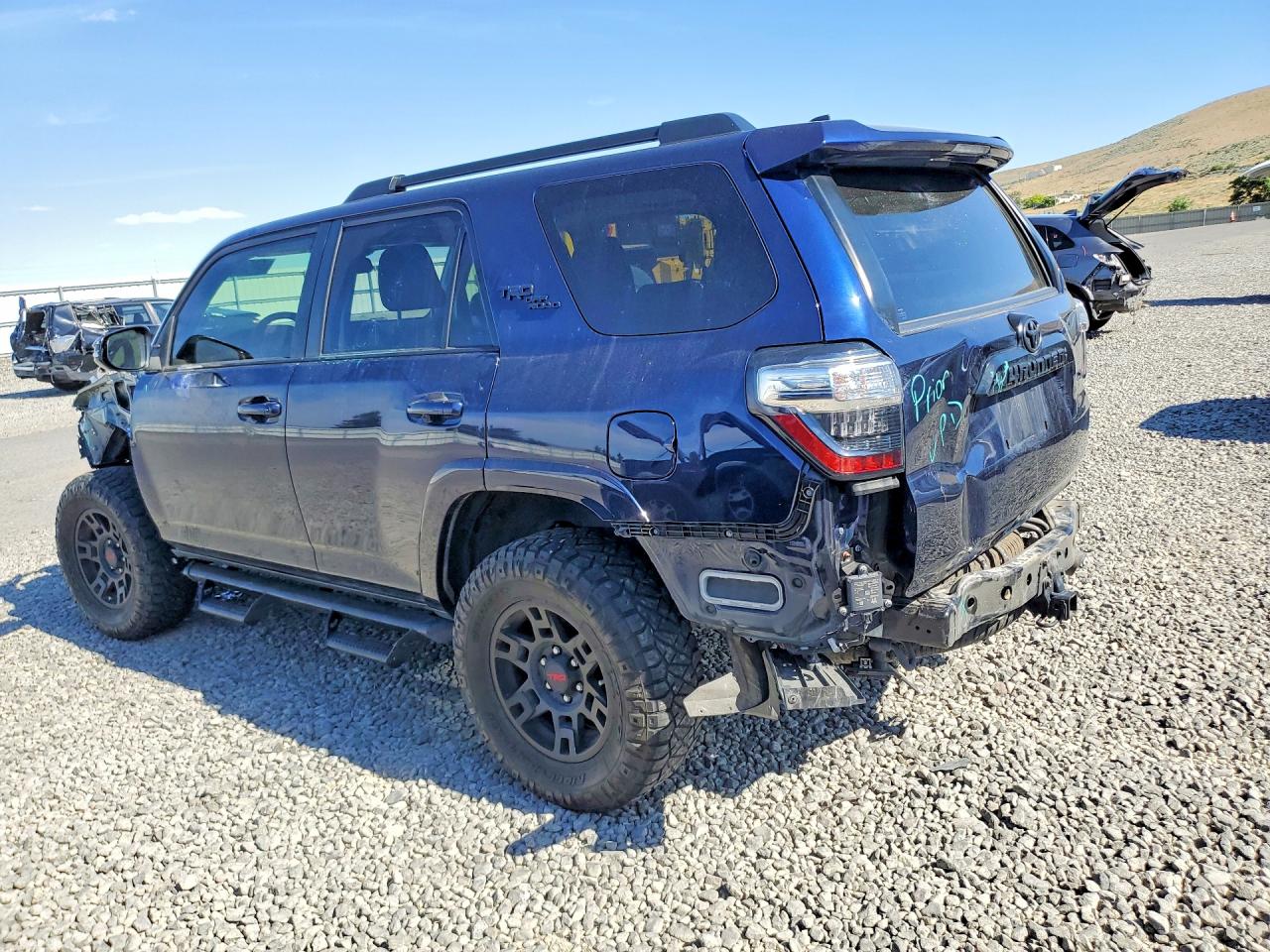 2023 TOYOTA 4RUNNER TRD OFF-ROAD PREMIUM — снимка 2