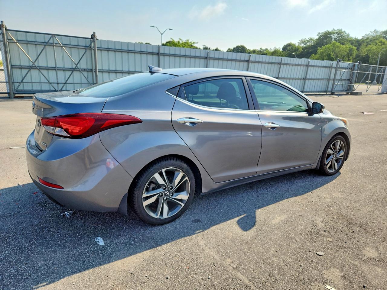 2016 HYUNDAI ELANTRA LIMITED — снимка 3