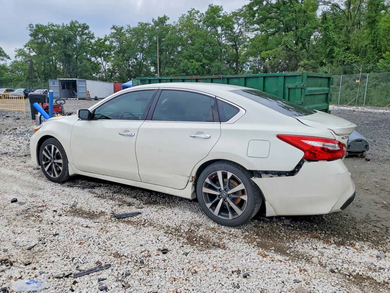2016 NISSAN ALTIMA 2.5 SR — снимка 2