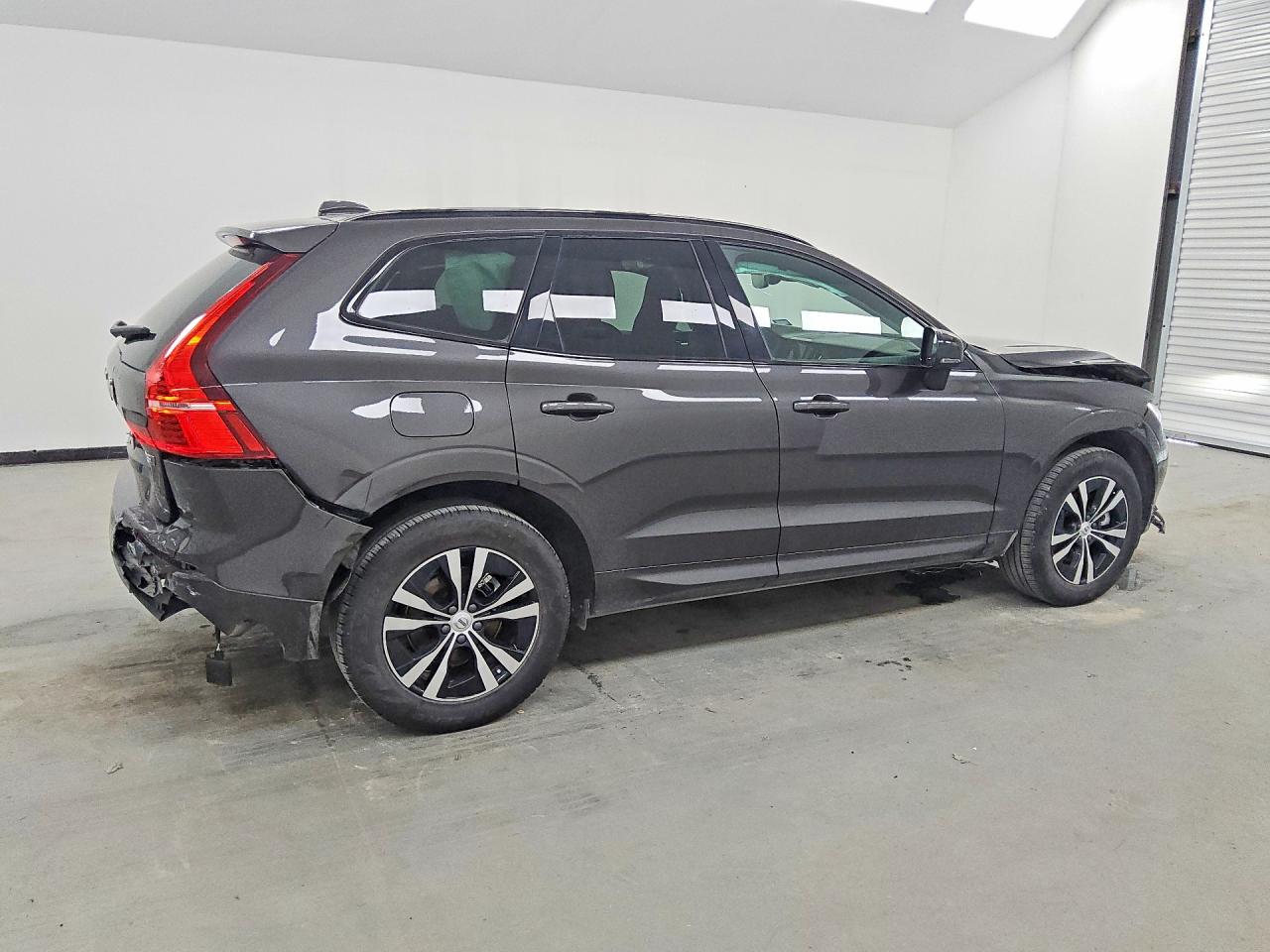 2025 VOLVO XC60 CORE — снимка 3
