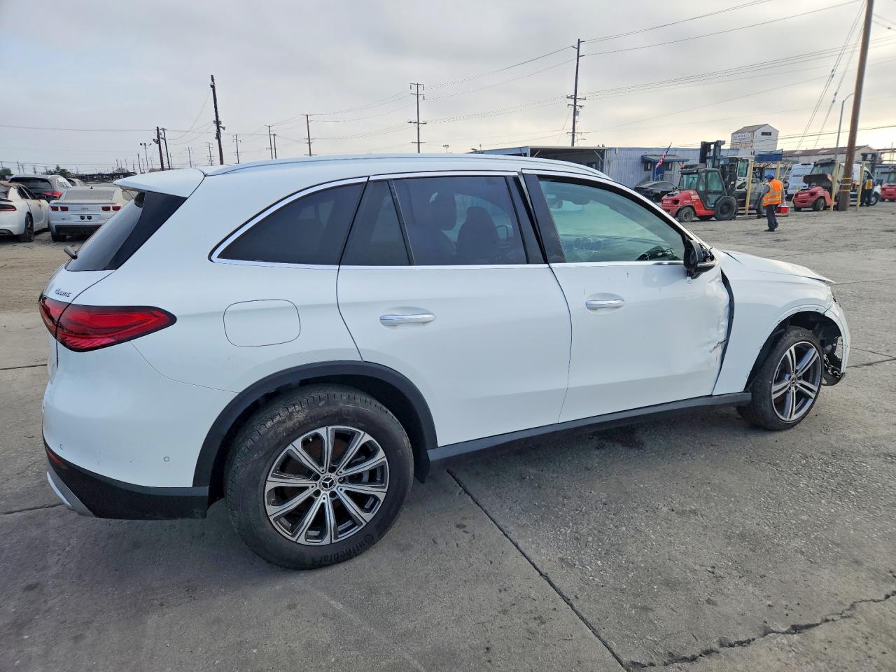 2024 MERCEDES-BENZ GLC 300 4MATIC — снимка 3