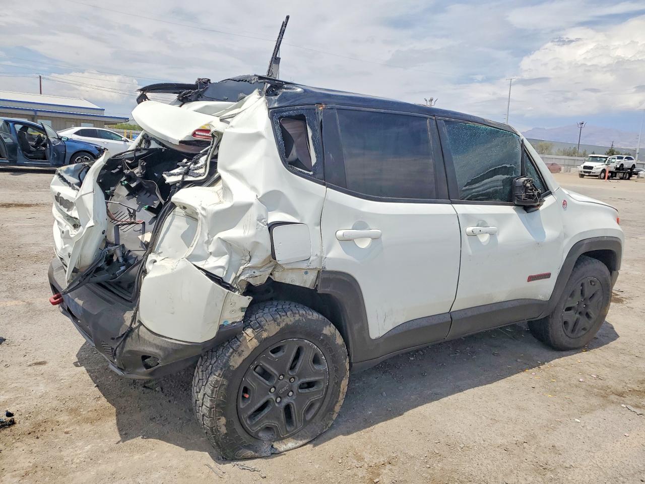 2018 JEEP RENEGADE TRAILHAWK — снимка 3
