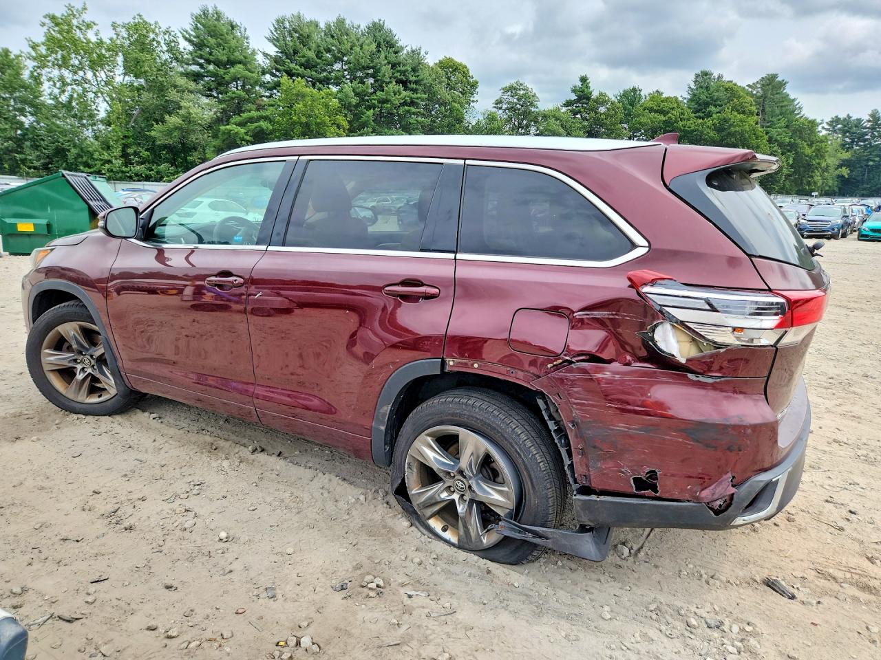 2017 TOYOTA HIGHLANDER LIMITED PLATINUM — снимка 2