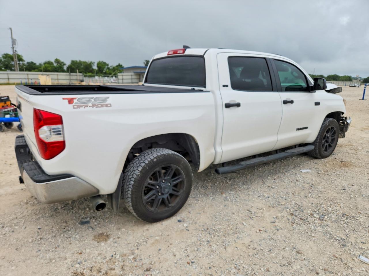 2020 TOYOTA TUNDRA SR5 — снимка 3