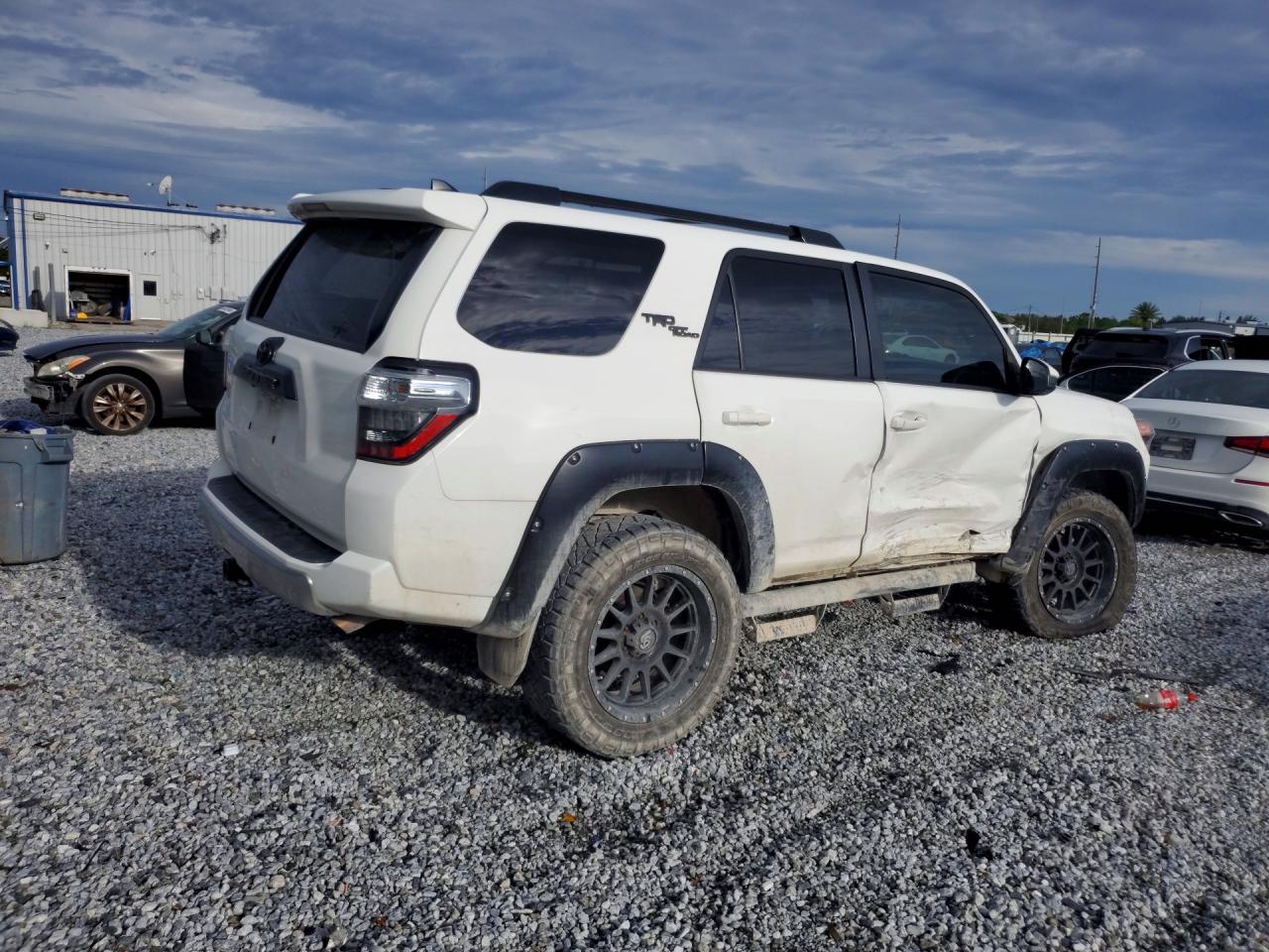2019 TOYOTA 4RUNNER TRD OFF-ROAD — снимка 3