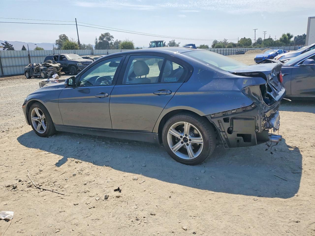 2015 BMW 328 I SULEV — снимка 2