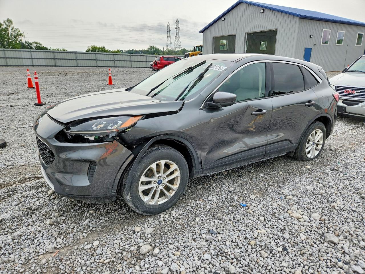 2020 FORD ESCAPE SE