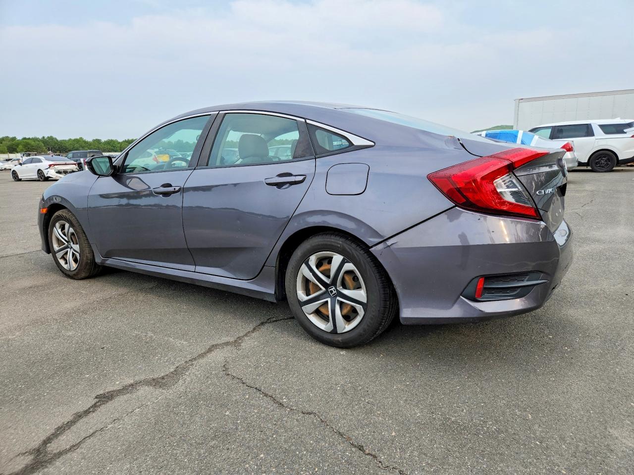 2018 HONDA CIVIC LX — снимка 2