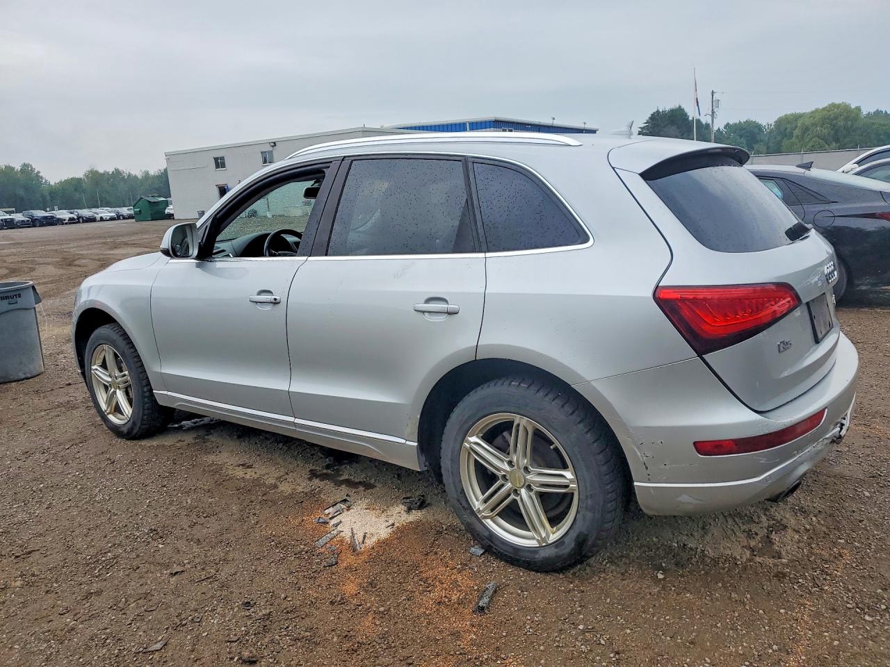 2013 AUDI Q5 PREMIUM PLUS — снимка 2