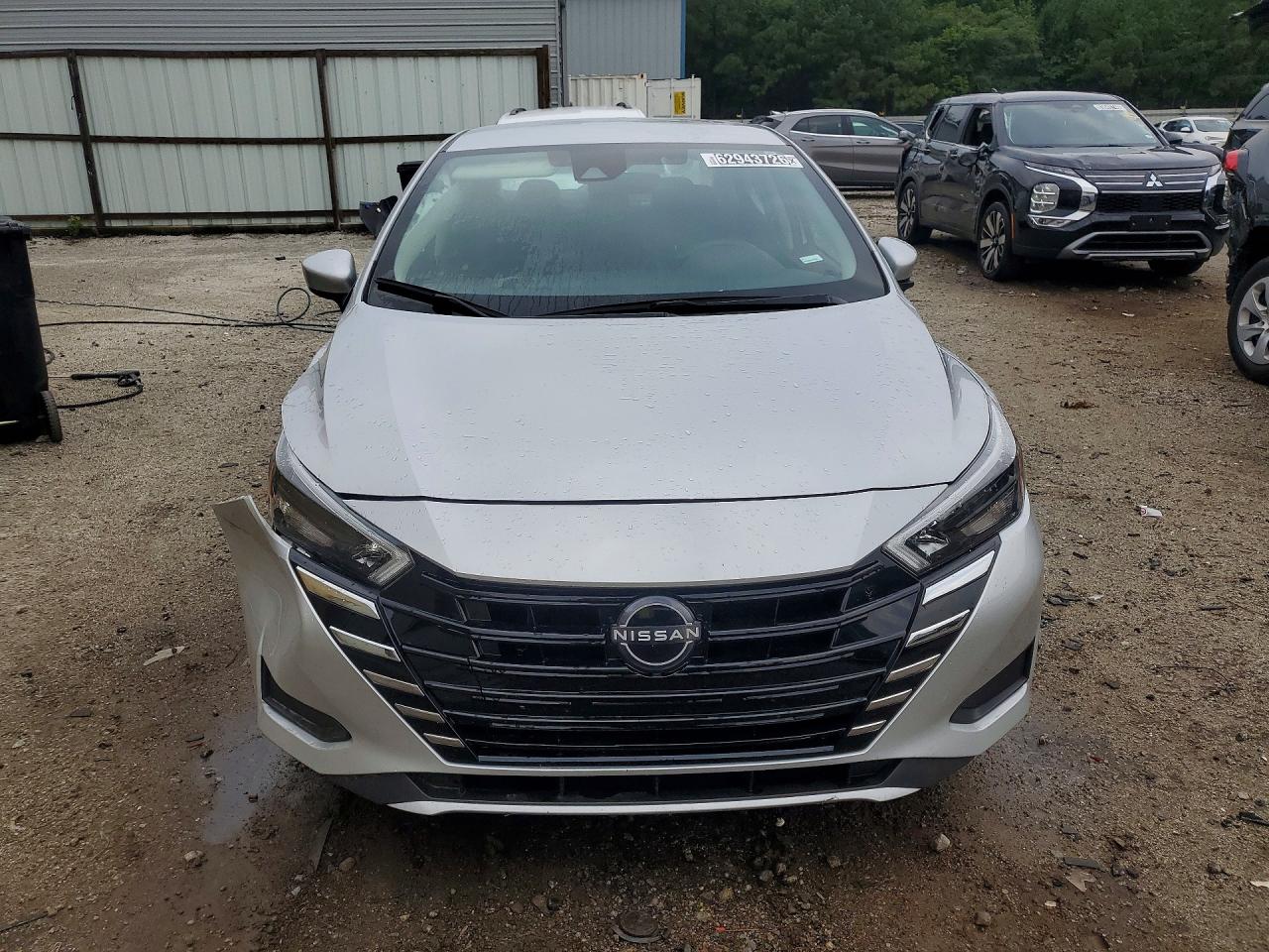 2025 NISSAN VERSA SV — снимка 5