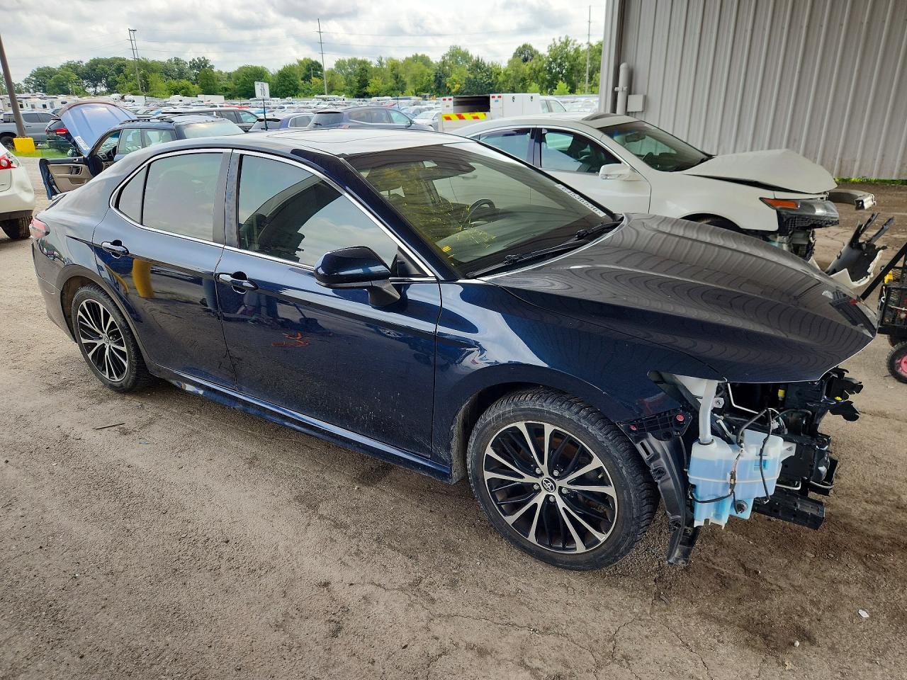 2018 TOYOTA CAMRY SE — снимка 4