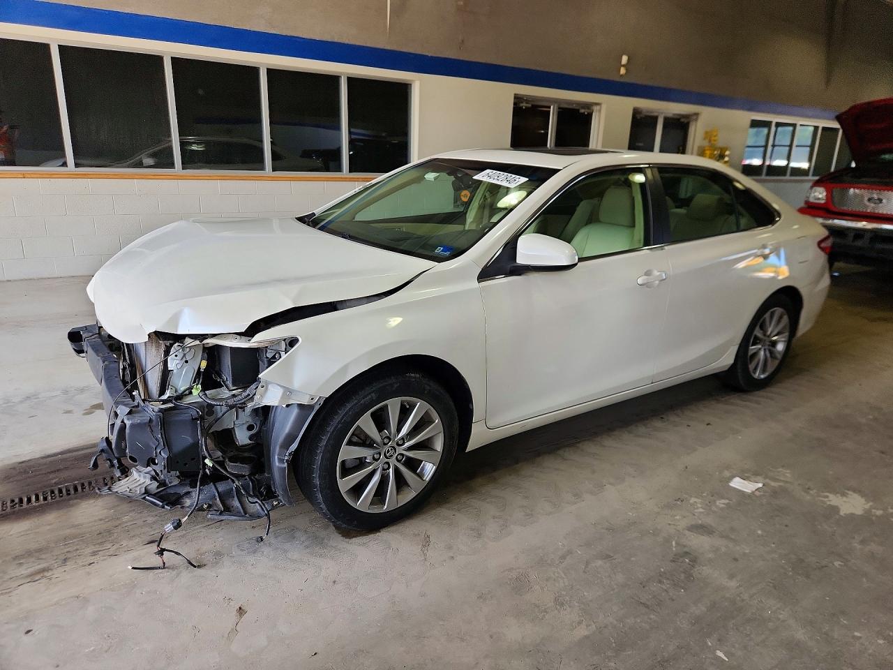2015 TOYOTA CAMRY