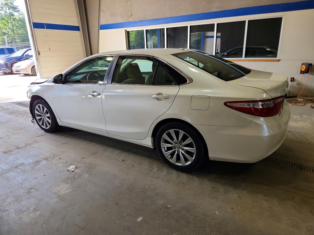 2015 TOYOTA CAMRY — снимка 2