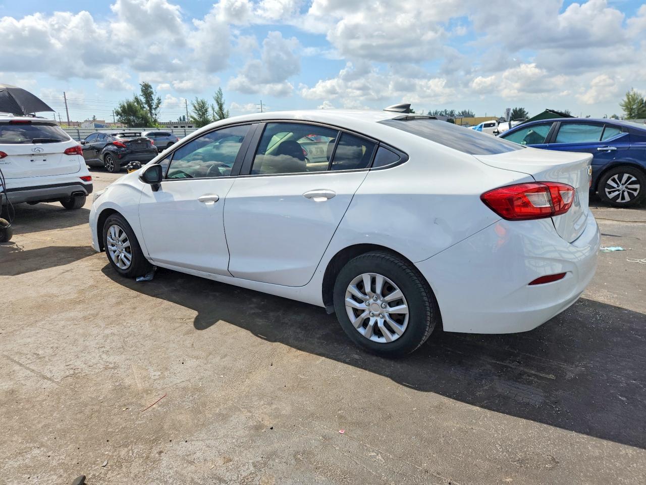 2018 CHEVROLET CRUZE LS — снимка 2
