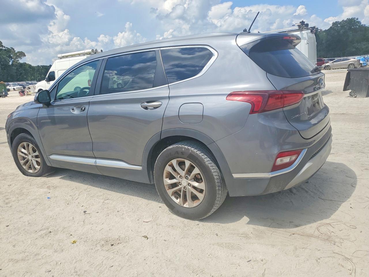 2019 HYUNDAI SANTA FE SE — снимка 2