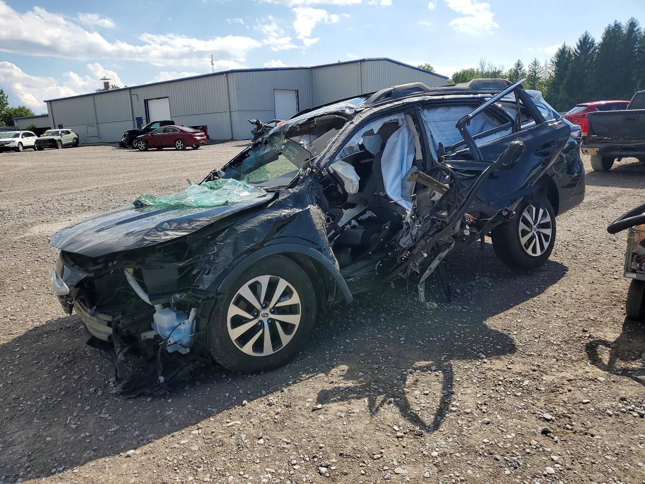 2022 SUBARU OUTBACK PREMIUM