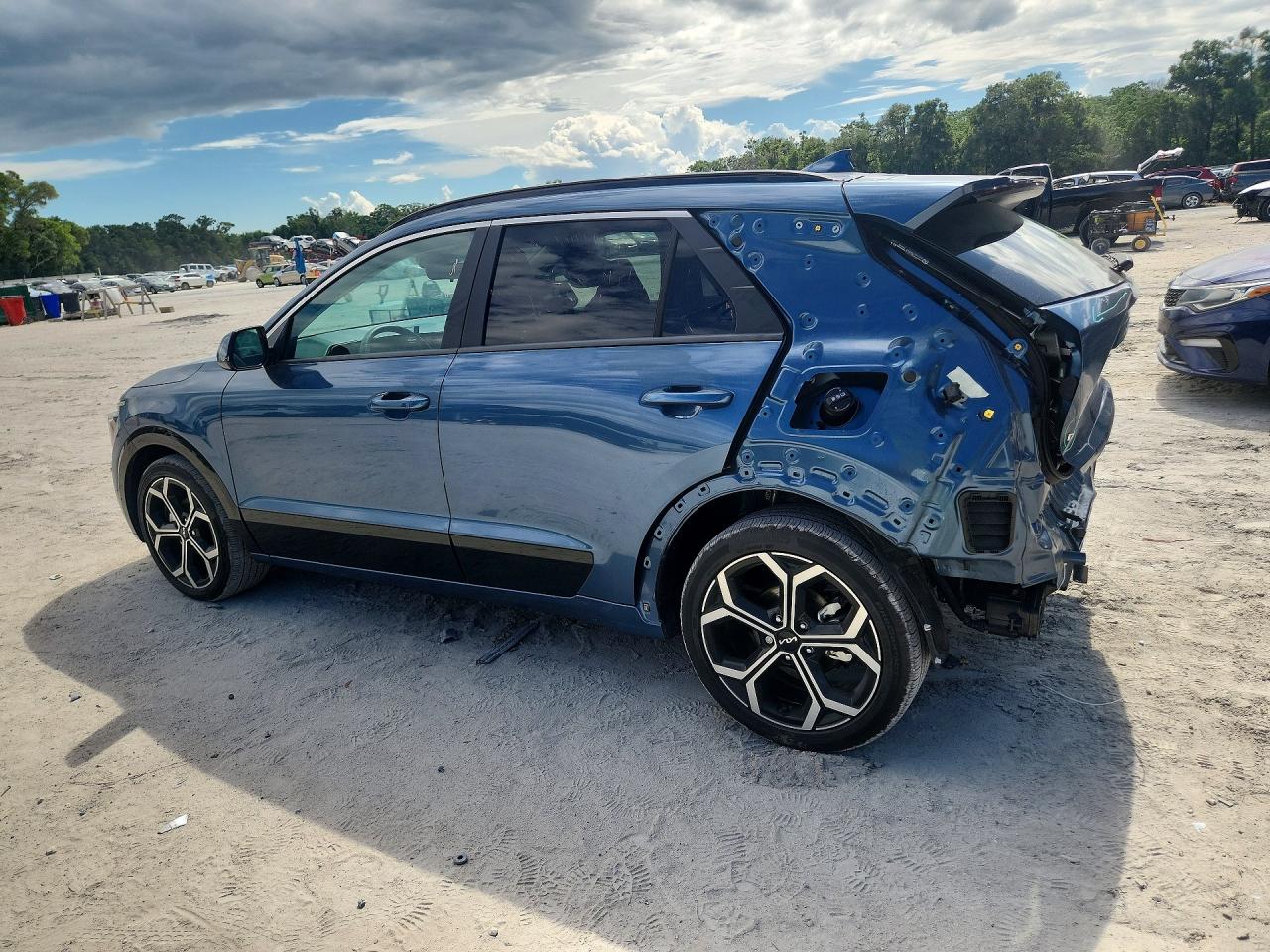 2025 KIA NIRO EX TOURING — снимка 2