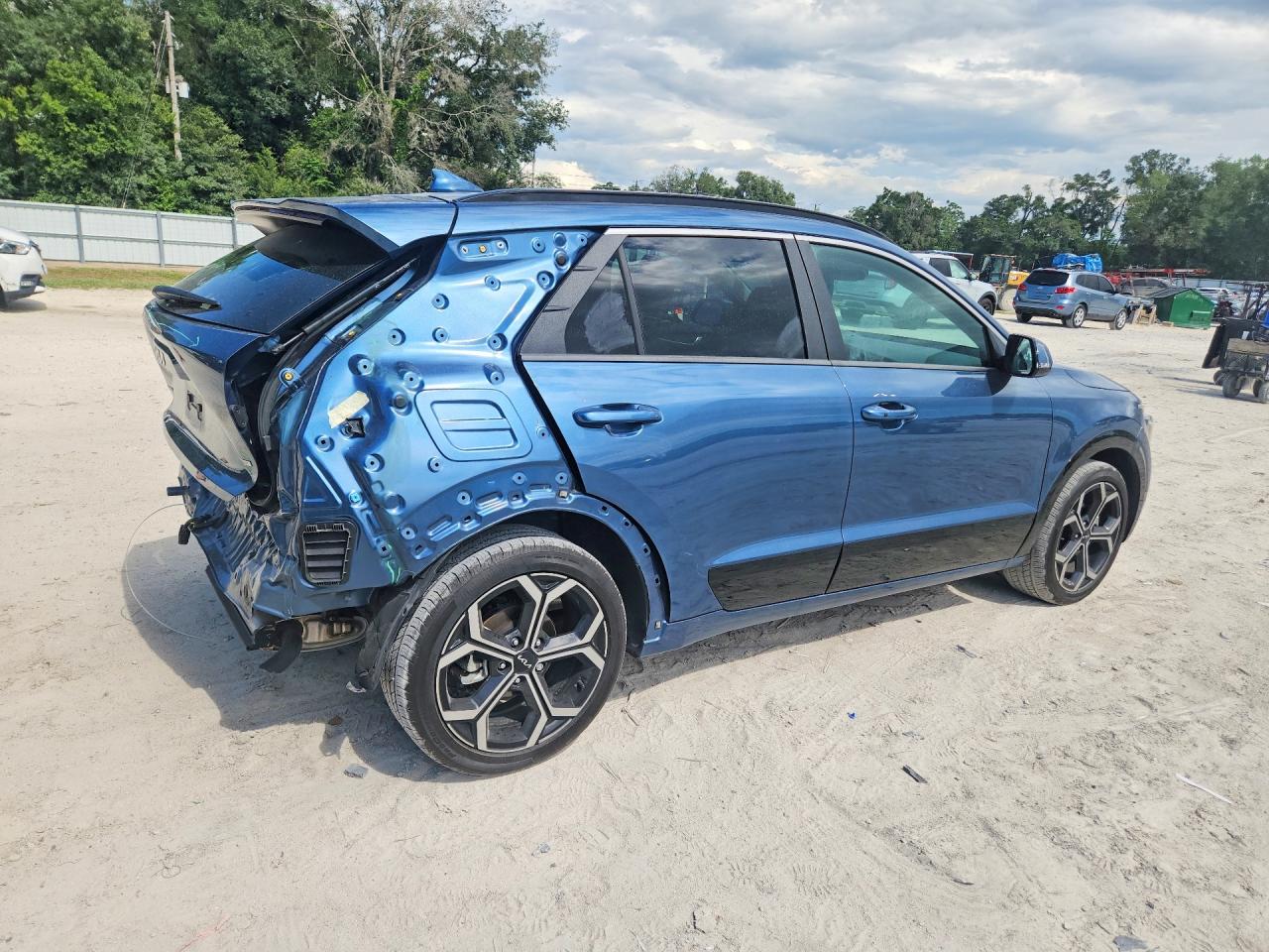 2025 KIA NIRO EX TOURING — снимка 3