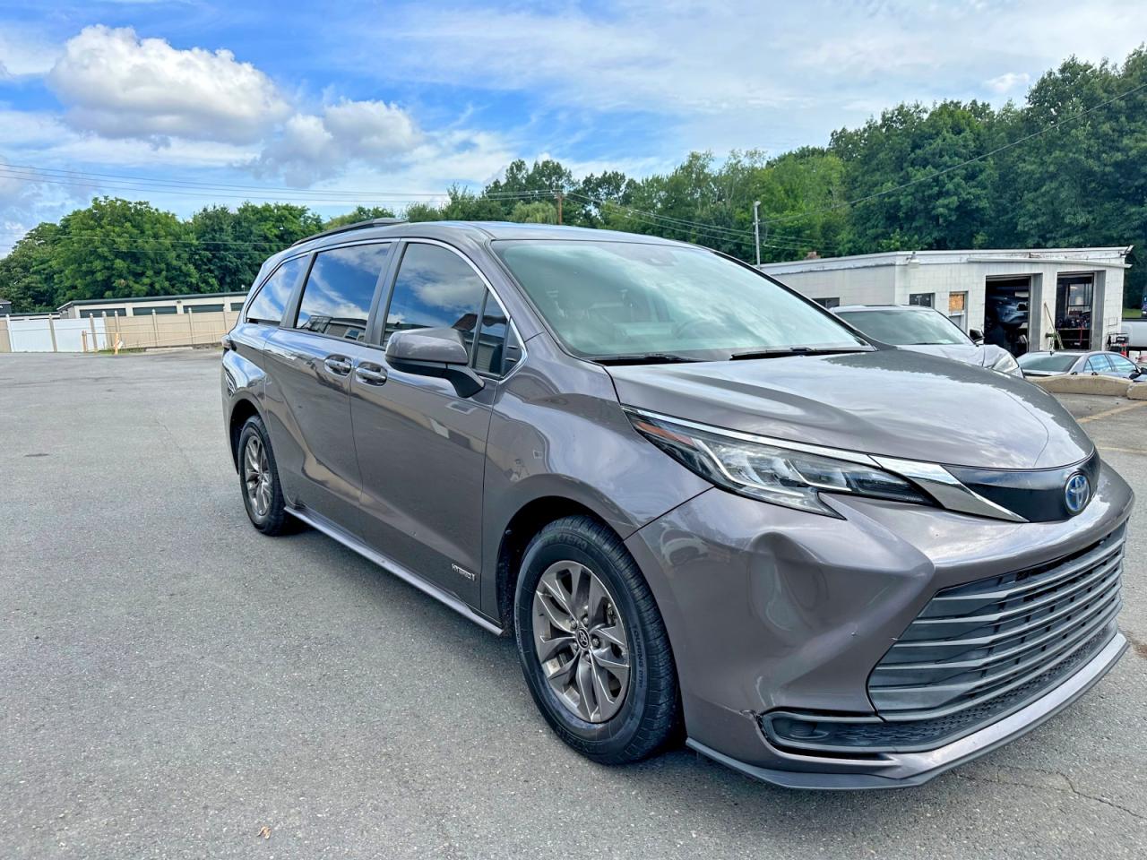 2021 TOYOTA SIENNA LE — снимка 4