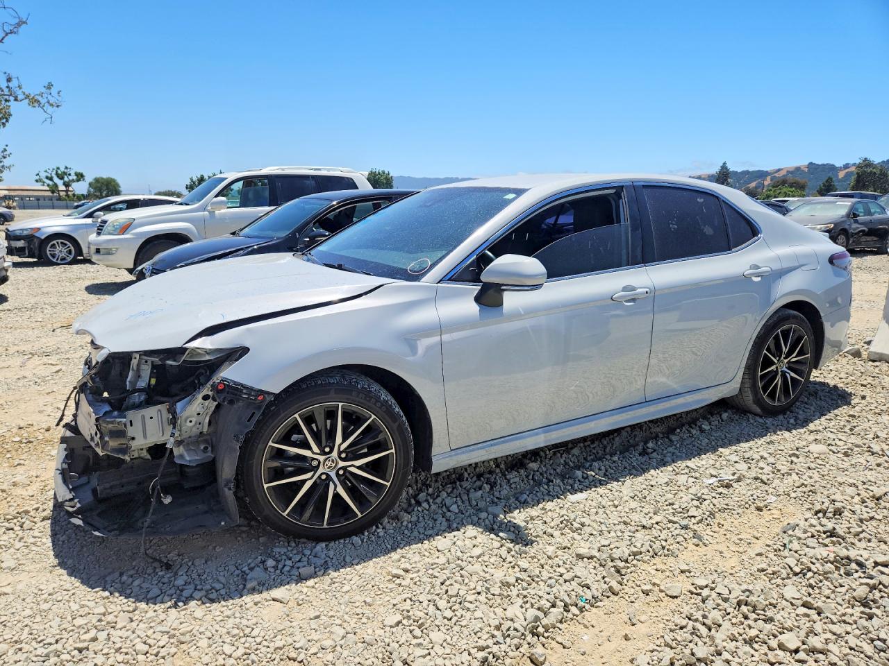 2023 TOYOTA CAMRY SE