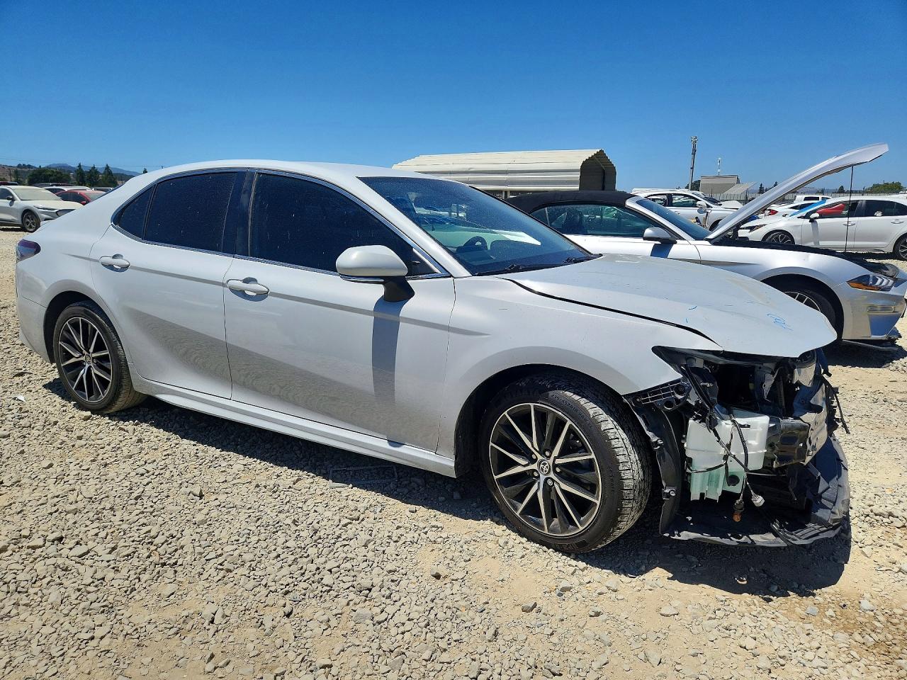 2023 TOYOTA CAMRY SE — снимка 4
