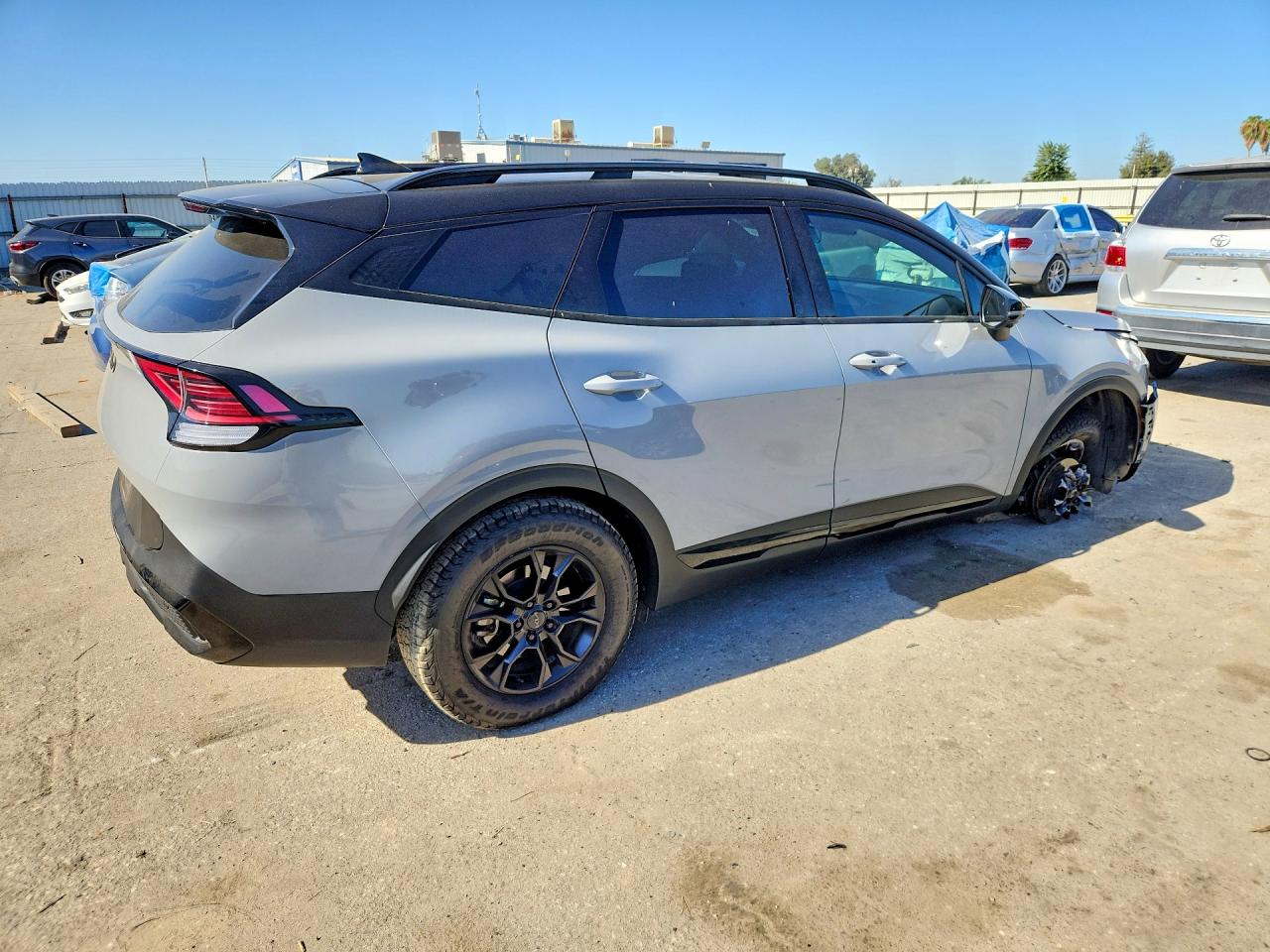 2025 KIA SPORTAGE X-PRO PRESTIGE — снимка 3