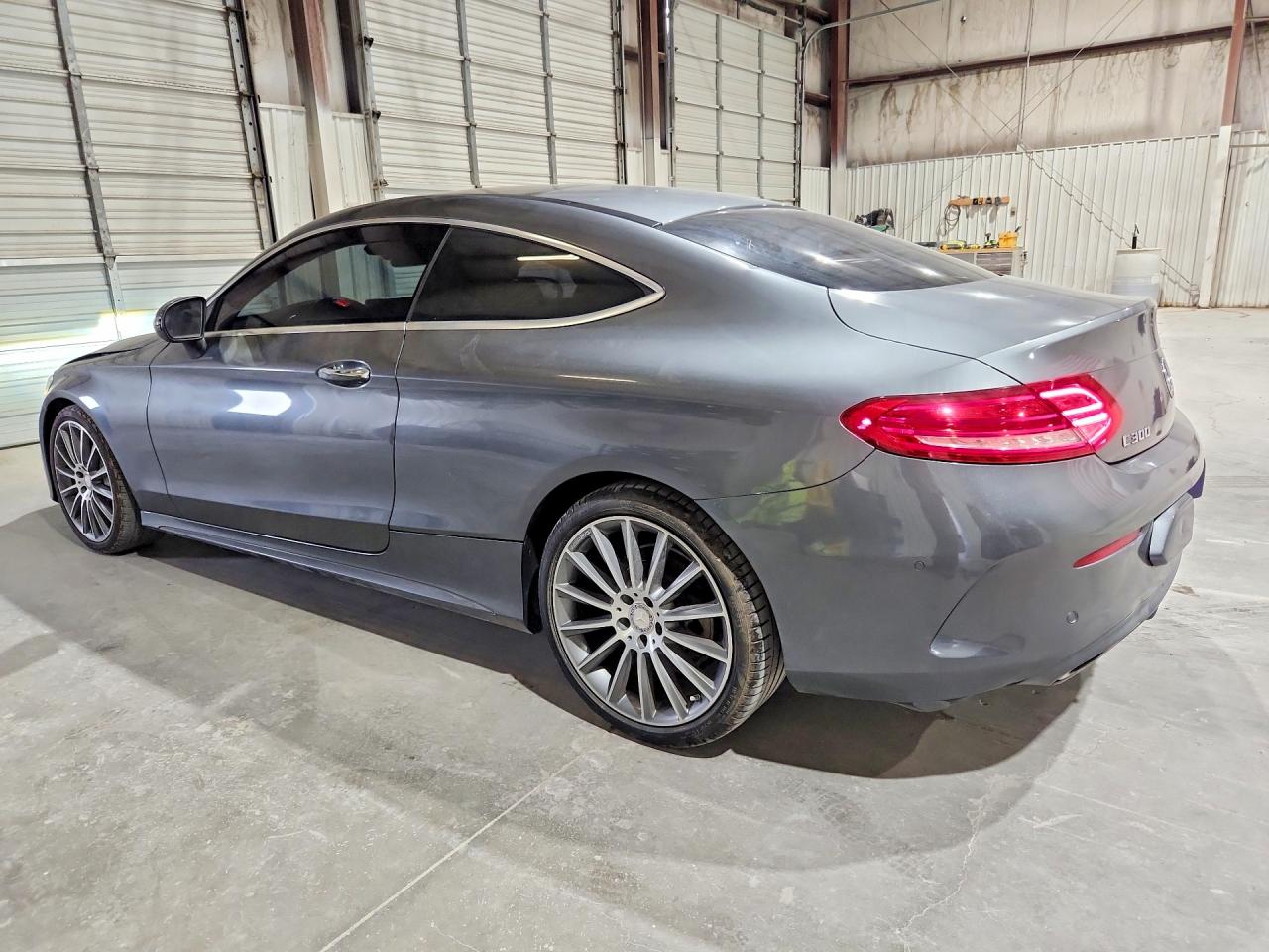2017 MERCEDES-BENZ C 300 — снимка 2