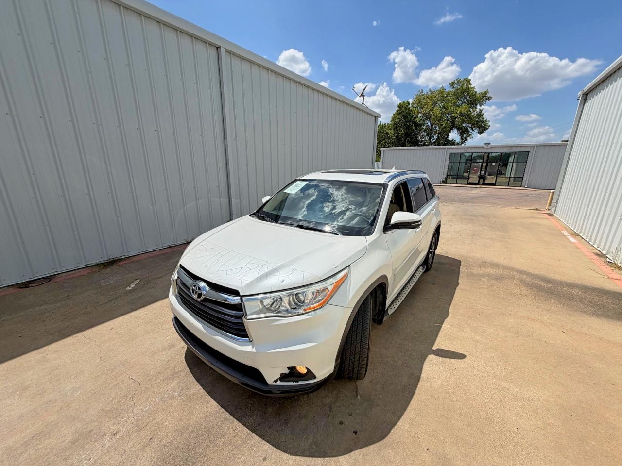 2016 TOYOTA HIGHLANDER XLE — снимка 2
