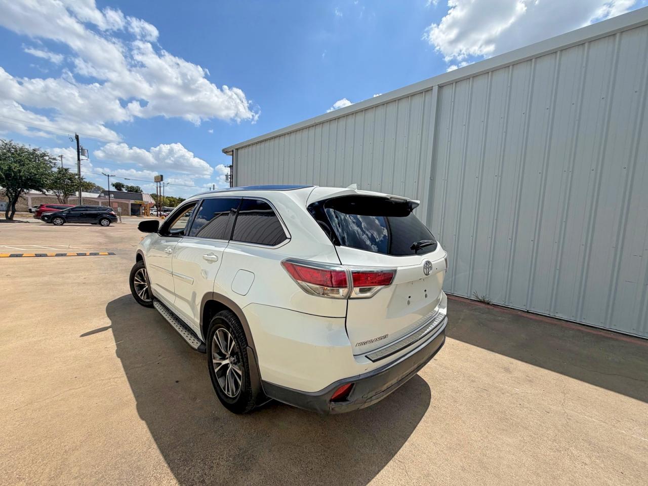 2016 TOYOTA HIGHLANDER XLE — снимка 3