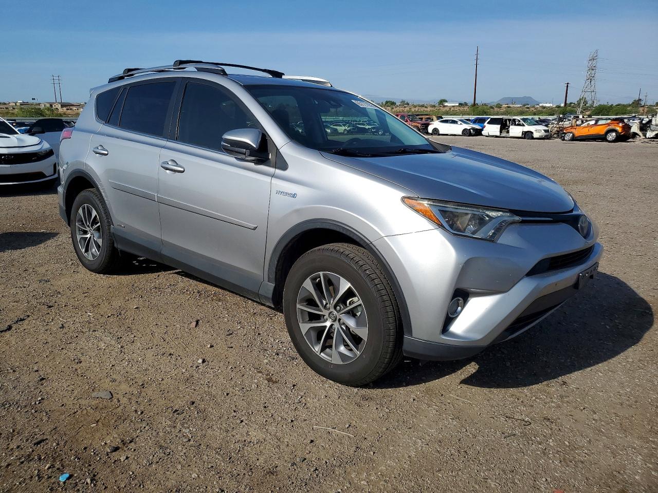 2017 TOYOTA RAV4 HYBRID XLE — снимка 4