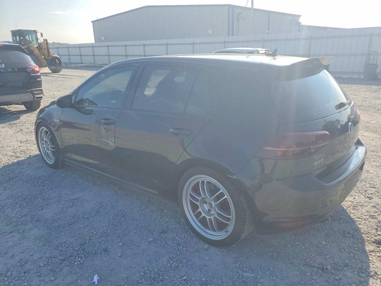 2017 VOLKSWAGEN GTI S/SE — снимка 2