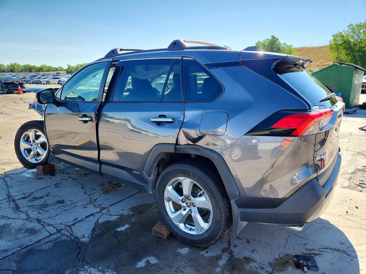 2021 TOYOTA RAV4 LIMITED — снимка 2