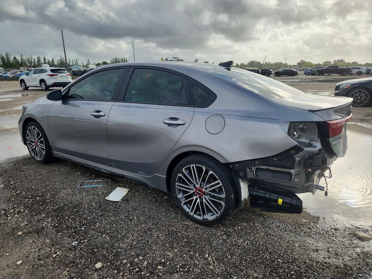 2024 KIA FORTE GT — снимка 2